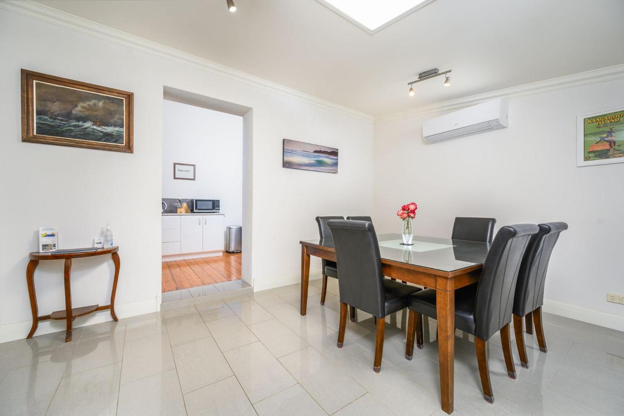 Armadale House - Kingscote Villa Exterior photo