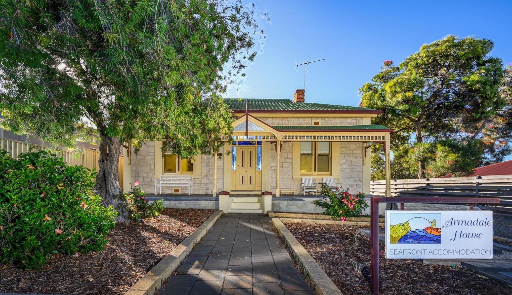 Armadale House - Kingscote Villa Exterior photo